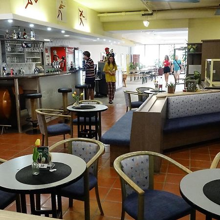 Camping Sportzentrum Zeltweg - A Silent Alternative ภายนอก รูปภาพ