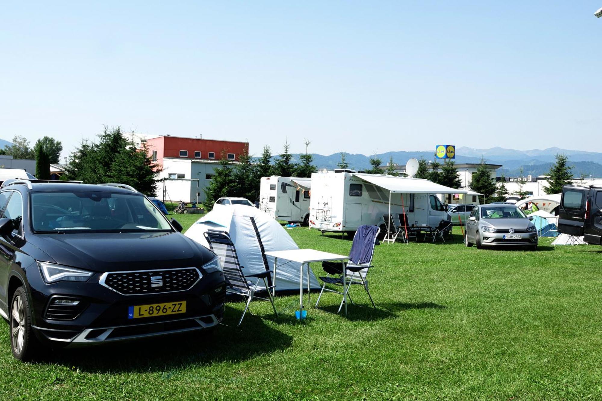 Camping Sportzentrum Zeltweg - A Silent Alternative ภายนอก รูปภาพ